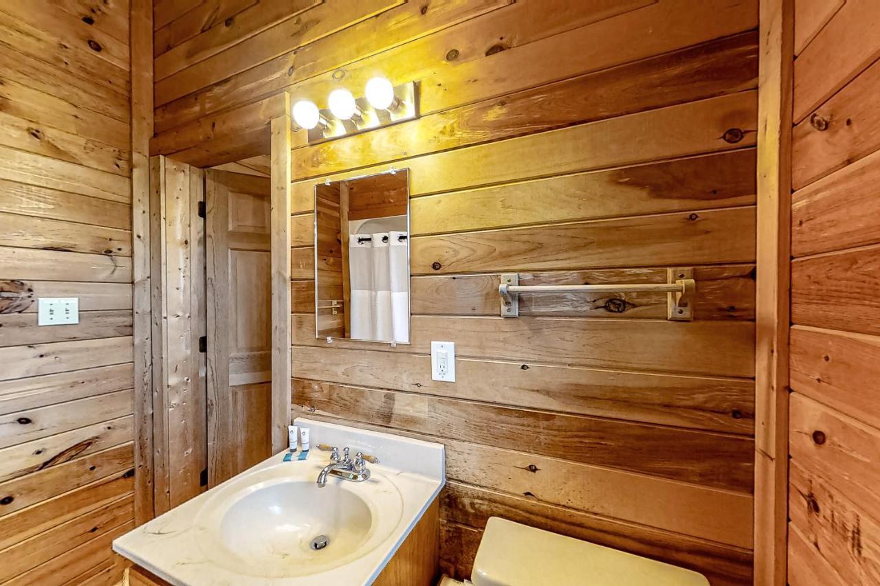 Villa Mountain Lion'S Tales Gatlinburg Exterior foto