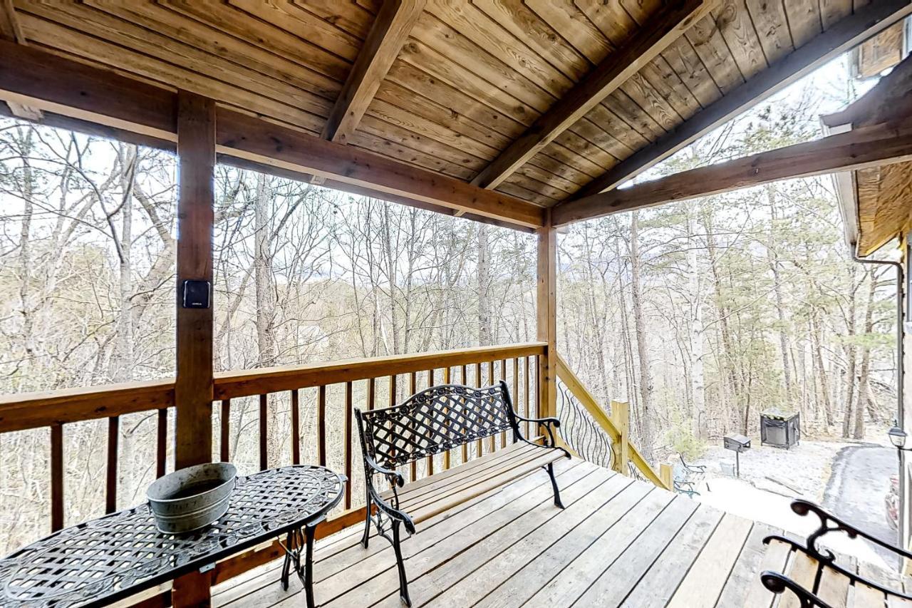 Villa Mountain Lion'S Tales Gatlinburg Exterior foto