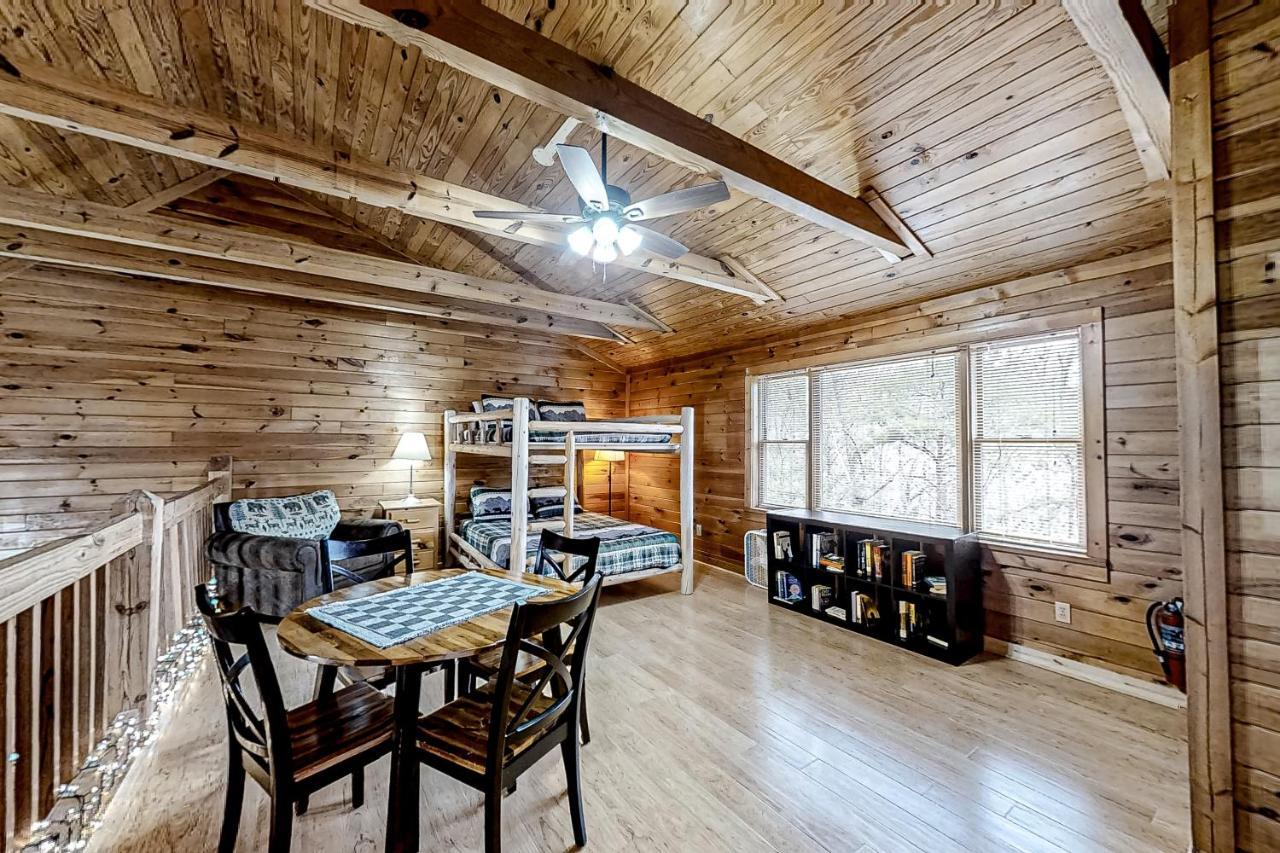 Villa Mountain Lion'S Tales Gatlinburg Exterior foto
